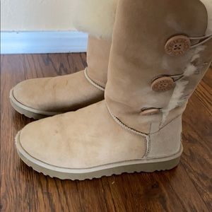 Gently used UGG Bailey boots